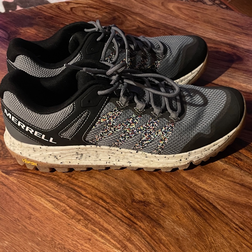 Merrell Black and Gray Men’s Trail Shoes 10.5